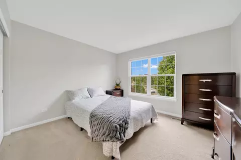 Bedroom - 26809 Ashgate Xing, Plainfield, IL 60585 photo 7 of 10