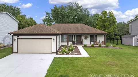 1444 Westglen Dr, Naperville, IL 60565