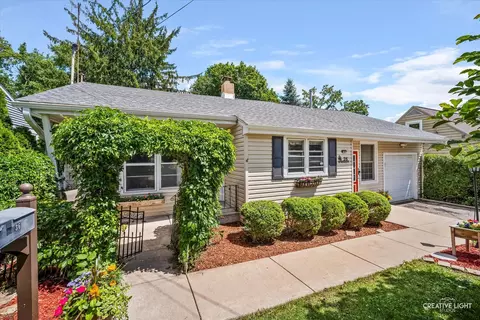 36 Mosedale St, Saint Charles, IL 60174