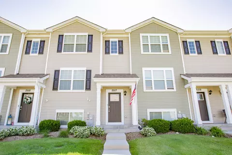 2517 Alison Ave, Pingree Grove, IL 60140