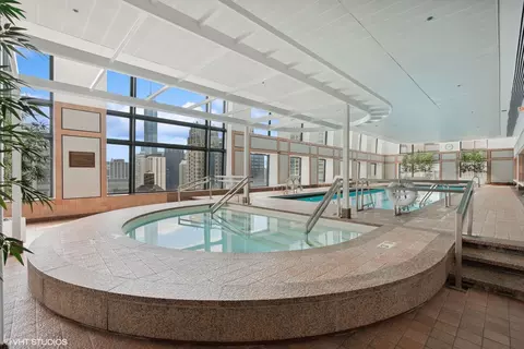 Exterior - 161 E Chicago Ave #49A, Chicago, IL 60611 photo 3 of 4