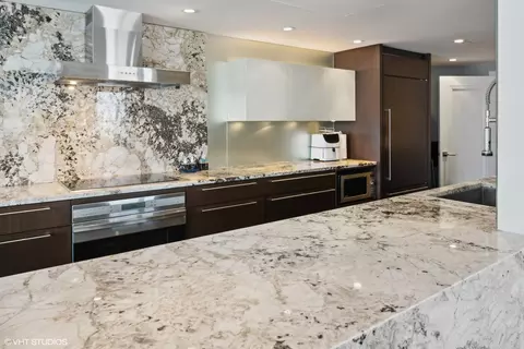 Kitchen - 161 E Chicago Ave #49A, Chicago, IL 60611 photo 2 of 3