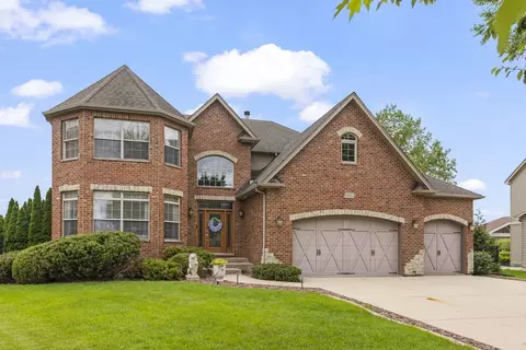 16022 S Selfridge Cir, Plainfield, IL 60586