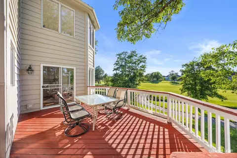 Exterior - 1096 Reddington Dr, Aurora, IL 60502 photo 5 of 6