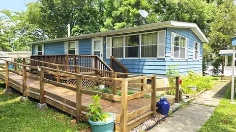 1750 Moonglow Rd, Centralia, IL 62801 photo 4