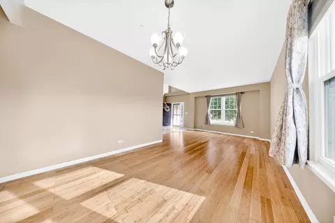 Living - 1249 Mallard Ln, Hoffman Estates, IL 60192 photo 1 of 3