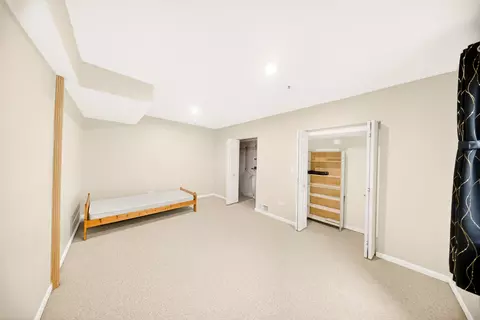 Bedroom - 1249 Mallard Ln, Hoffman Estates, IL 60192 photo 8 of 8