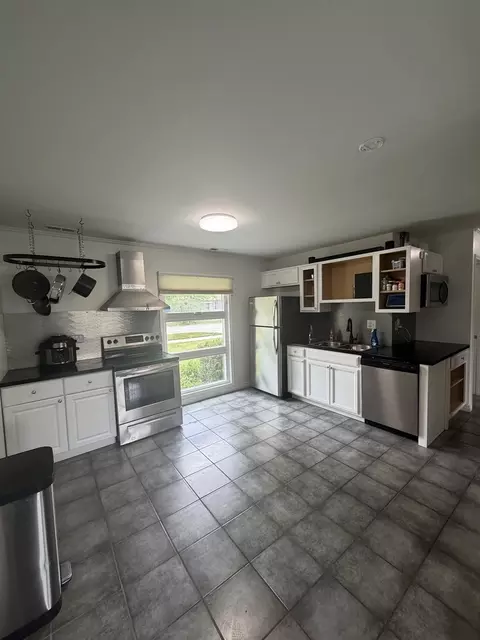 Kitchen - 4316 Elm Ave, Lyons, IL 60534 photo 1 of 1