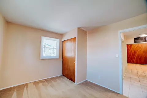 Bedroom - 625 W Blue St, Sheldon, IL 60966 photo 5 of 9