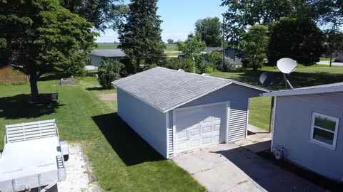 View/Area - 625 W Blue St, Sheldon, IL 60966 photo 1 of 2