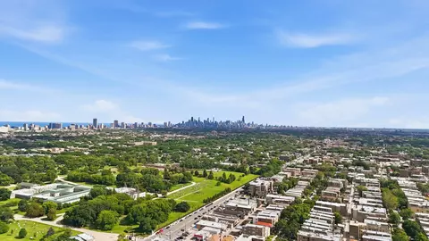 View/Area - 5725 N Artesian Ave, Chicago, IL 60659 photo 1 of 2