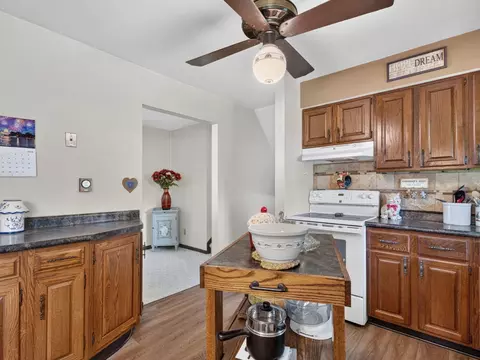 607 S Jackson St, Gardner, IL 60424 photo 11