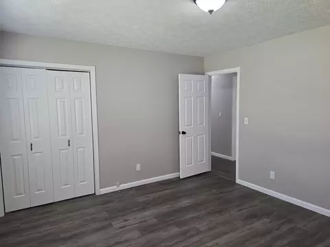 Bedroom - 110 Grayson Rd, Eldorado, IL 62930 photo 3 of 4