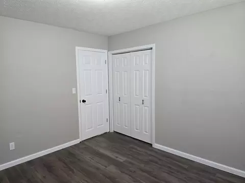 Bedroom - 110 Grayson Rd, Eldorado, IL 62930 photo 2 of 4