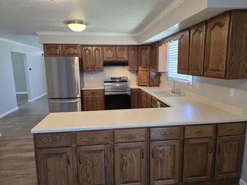 Kitchen - 110 Grayson Rd, Eldorado, IL 62930 photo 3 of 3