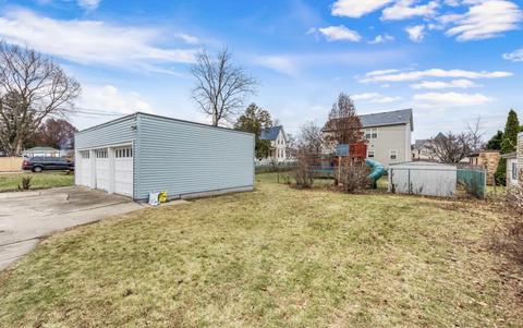 1105 Morton Ave, Elgin, IL 60120 photo 6