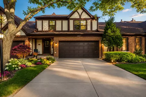 2807 Brighton Ct, Westchester, IL 60154