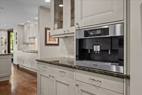 1426 Lorete Ln, Northbrook, IL 60062 photo 16