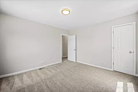 Bedroom - 6142 S Champlain Ave, Chicago, IL 60637 photo 5 of 5