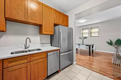Kitchen - 6142 S Champlain Ave, Chicago, IL 60637 photo 2 of 2