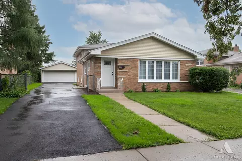 6127 W 79th Pl, Burbank, IL 60459