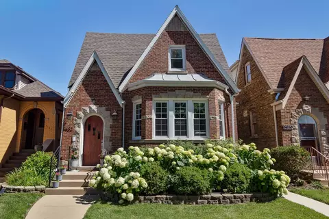 5632 W Pensacola Ave, Chicago, IL 60634