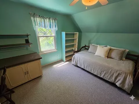 Bedroom - 4338 148th St, Midlothian, IL 60445 photo 1 of 11
