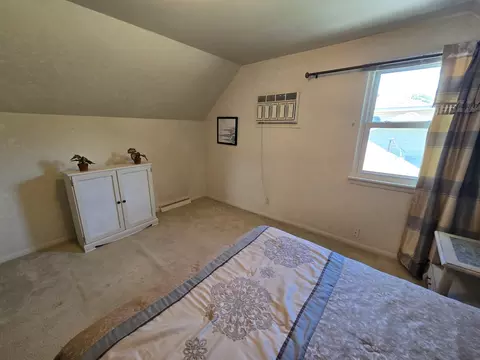 Bedroom - 4338 148th St, Midlothian, IL 60445 photo 5 of 11