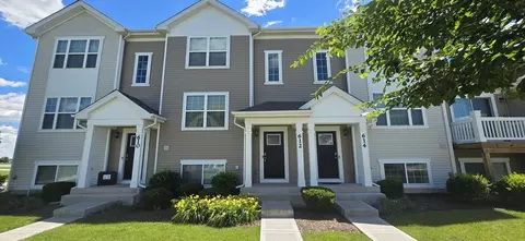 612 Spring Leaf Dr, Joliet, IL 60431