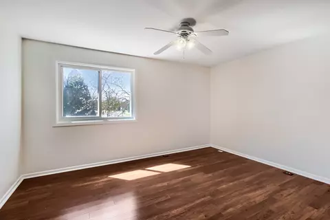 Bedroom - 2474 Sunlight Ct, Aurora, IL 60502 photo 1 of 3