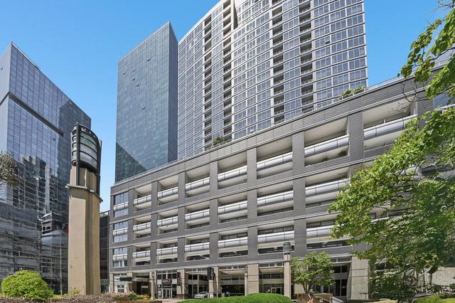 240 E Illinois St #2005, Chicago, IL 60611