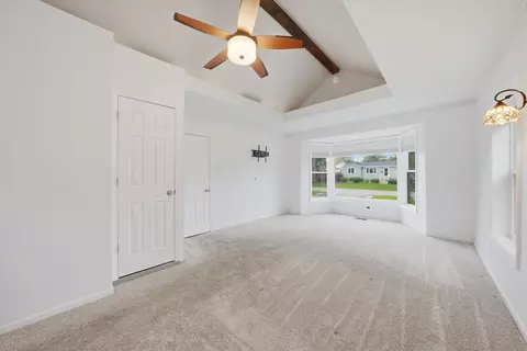 Living - 6830 W 112th Pl, Worth, IL 60482 photo 3 of 3