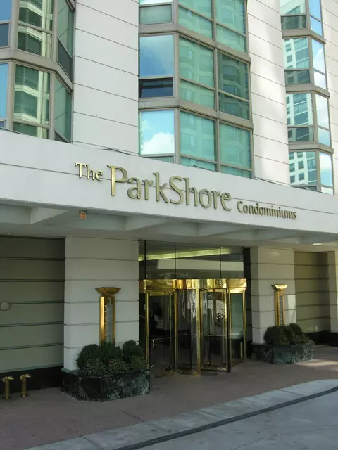 195 N Harbor Dr #4609, Chicago, IL 60601