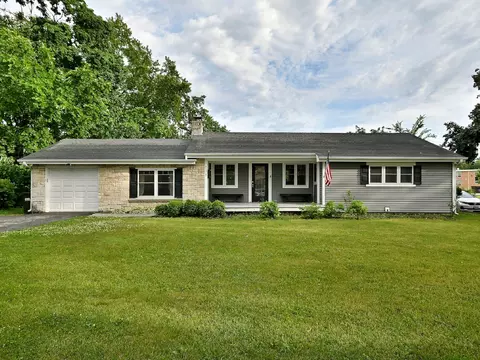 511 Everett Ave, Crystal Lake, IL 60014