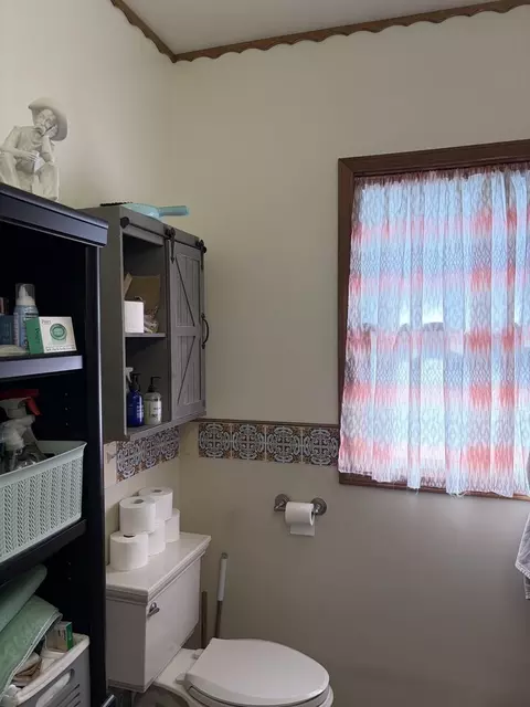 502 W Cherry Ave, Christopher, IL 62822 photo 14