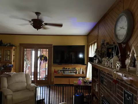 502 W Cherry Ave, Christopher, IL 62822 photo 16
