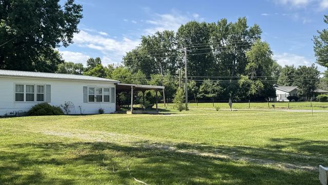 14544 N Old Centralia Ln, Mount Vernon, IL 62864