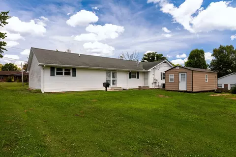 1817 State St, Eldorado, IL 62930 photo 28