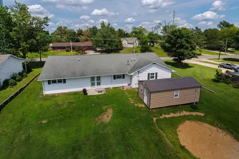 1817 State St, Eldorado, IL 62930 photo 34