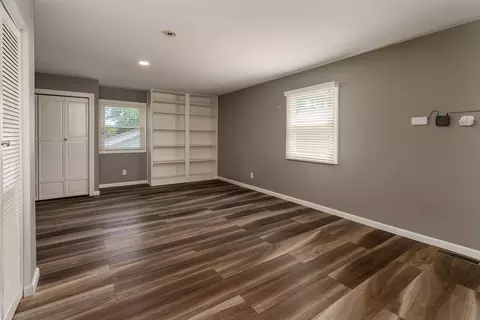 1817 State St, Eldorado, IL 62930 photo 23