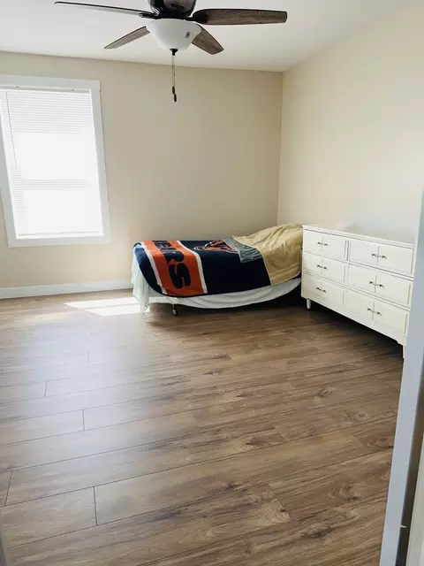 Bedroom - 314 Spring St, Peoria, IL 61603 photo 2 of 6