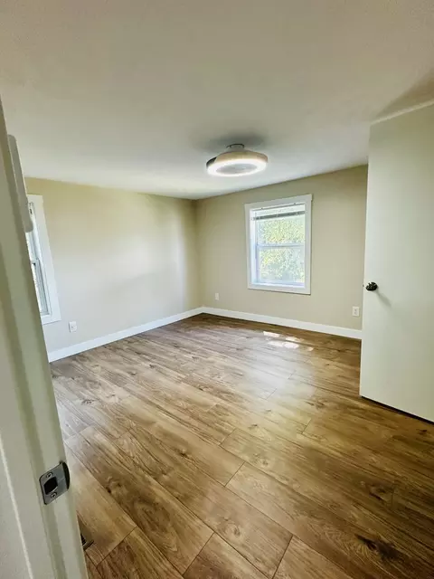 Bedroom - 314 Spring St, Peoria, IL 61603 photo 3 of 6