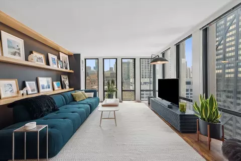 Living - 200 E Delaware Pl #24F, Chicago, IL 60601 photo 1 of 3