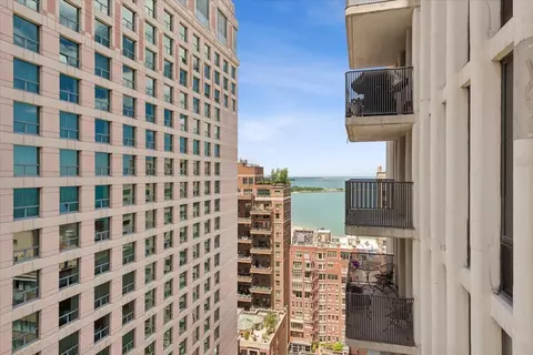View/Area - 200 E Delaware Pl #24F, Chicago, IL 60601 photo 1 of 2