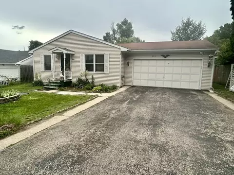 2974 17th St, Rockford, IL 61109