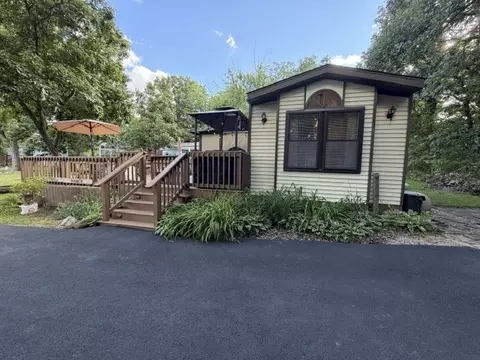 2795 E 28th Lot 629 Rd, Seneca, IL 61360