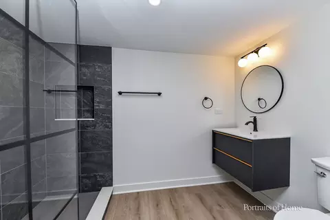Bath - 1106 North Path, Wheaton, IL 60187 photo 6 of 7