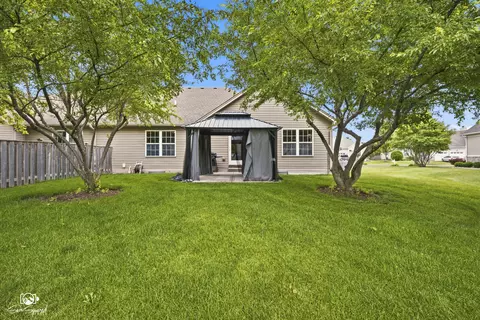Exterior - 15744 Cove Cir, Plainfield, IL 60544 photo 7 of 7