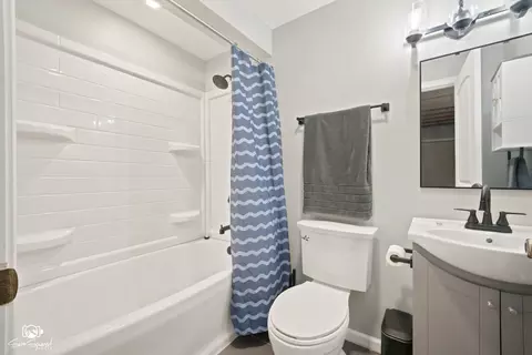 Bath - 15744 Cove Cir, Plainfield, IL 60544 photo 4 of 4