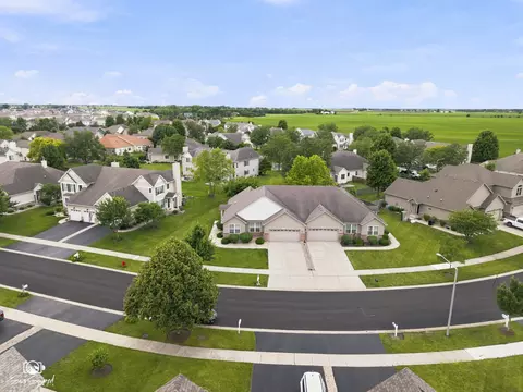 View/Area - 15744 Cove Cir, Plainfield, IL 60544 photo 2 of 5